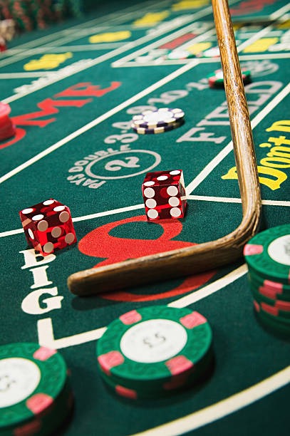 Live dealer at Macau Pools blackjack table on kobra88 mobile app