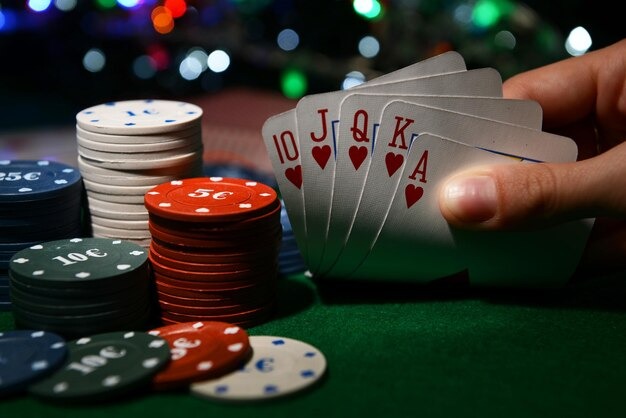 Macau Pools roulette table broadcast Roulette wheel spinning in Macau Pools live studio