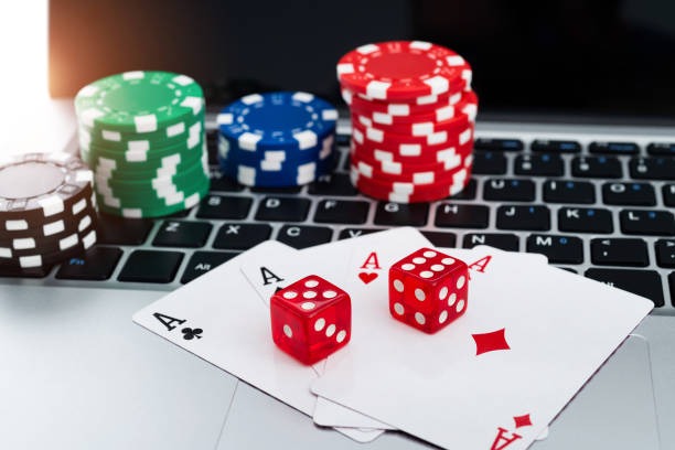 Baccarat game interface with betting zones and result display